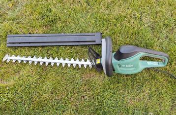 Heggeschaar Bosch Universal Hedge Cut 50, 480 W beschikbaar voor biedingen