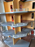 Playmobil city life modern woonhuis met 2 extra verdiepingen, Kinderen en Baby's, Speelgoed | Playmobil, Ophalen