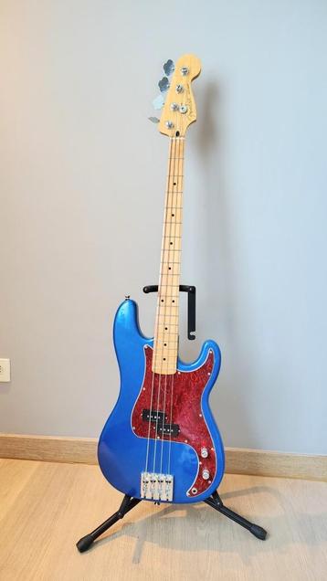 Bas Fender Perfecte staat Mexico-koffer& verzending gratis, Enlèvement ou Envoi, Comme neuf