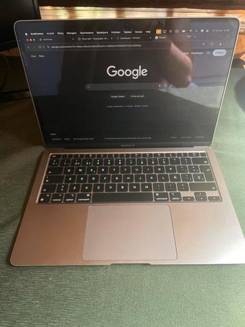 MacBook Air M1 - 8GB/256GB - Silver beschikbaar voor biedingen