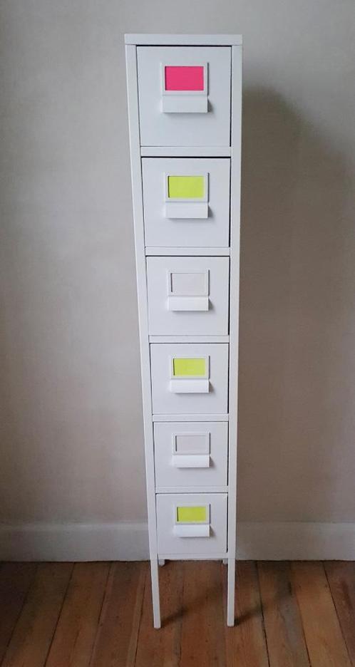 Witte Metalen ladekast met handvat en etikethouder, Huis en Inrichting, Kasten | Ladekasten, Zo goed als nieuw, 100 tot 150 cm