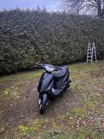 Peugeot V-clic 50 cc 4t B klasse, Vélos & Vélomoteurs, Scooters | Yamaha, Enlèvement