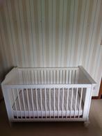 Kinderbedje wit – verstelbare bodem, inclusief matras, Ophalen, Gebruikt, Minder dan 140 cm, Matras