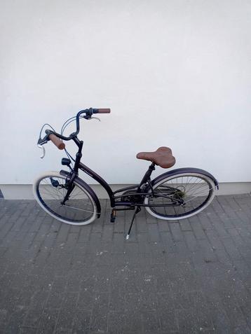 26 inch damesfiets in goede staat beschikbaar voor biedingen
