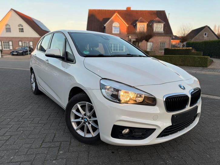 BMW 216 diesel // euro 6b, Auto's, BMW, Particulier, 2 Reeks Active Tourer, ABS, Airbags, Airconditioning, Bluetooth, Boordcomputer