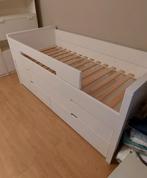 Wit kinderbed met schuiven, Ophalen, Zo goed als nieuw, Eenpersoons