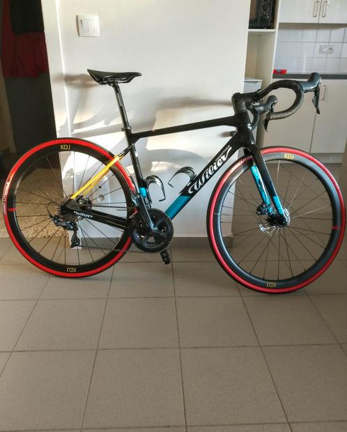 Wilier full Carbon, Fietsen en Brommers, Fietsen | Racefietsen, Zo goed als nieuw, Carbon, Ophalen