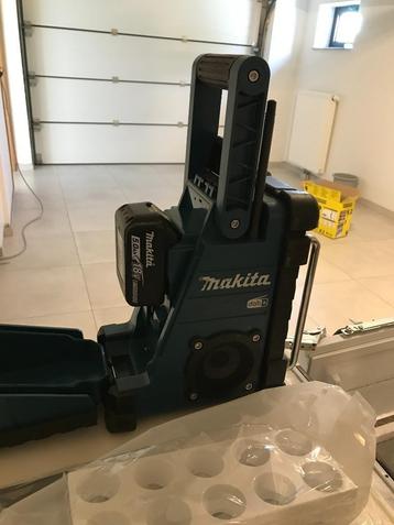 Radio MAKITA - EN PARFAIT ÉTAT - BON MARCHÉ, Enlèvement