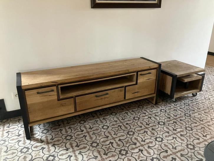 Set H&Hs:meuble TV+table basse—industriel,boismassif, acier, Maison & Meubles, Tables | Tables d'appoint, Comme neuf, Enlèvement