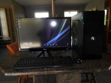 Desktop Asus i3 compleet met 23” monitor/keyboard/muis/wifi beschikbaar voor biedingen