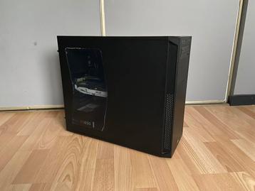 Gaming desktop, kan ook geruild worden beschikbaar voor biedingen