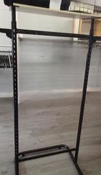 KLEDINGREKKEN METAAL STEVIGE REKKEN, Ophalen, Gebruikt