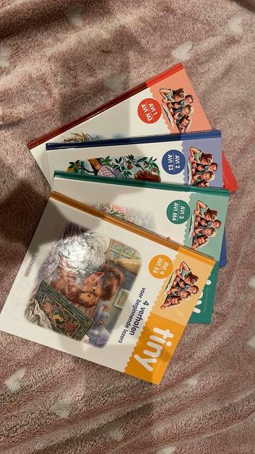 Reeks boeken van Tiny beschikbaar voor biedingen