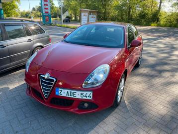 Alfa romeo giulietta 1.4i AUTOMAAT/garantie  beschikbaar voor biedingen