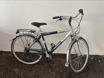 Herenfiets beschikbaar voor biedingen