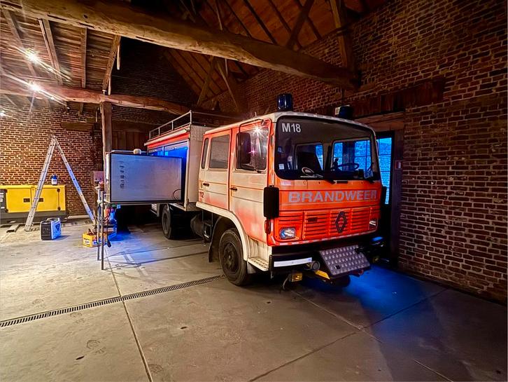 Brandweerwagen mobiele bar, Auto's, Oldtimers, Particulier, Dakrails, Lederen bekleding, Mistlampen, Panoramadak, Sportstoelen