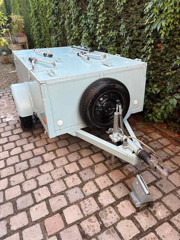 Aanhangwagen (Bagagewagen) beschikbaar voor biedingen