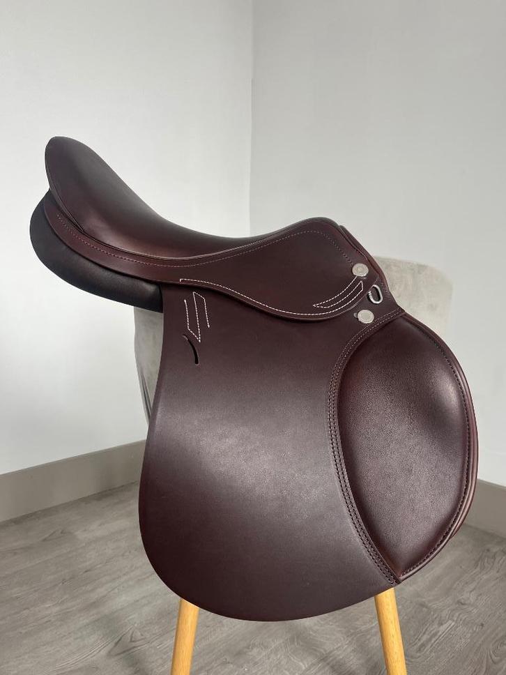 Prestige Roma jump & Collegiate (NIEUW), Dieren en Toebehoren, Paarden en Pony's | Zadels, Nieuw, Springen, Ophalen