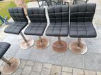 2 houten Tafels En 6 in hoogte verstelbare Stoelen, Ophalen, Gebruikt, Tafel(s)