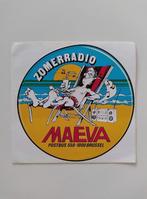 Autocollant Vintage Summer Radio Maeva - BP 550 - Bruxelles, Comme neuf, Cinéma, Télévision ou Audiovisuel, Enlèvement ou Envoi