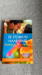 STORM IN HAAR HART, Boeken, Ophalen of Verzenden, Gelezen, Kathleen Woodiwiss