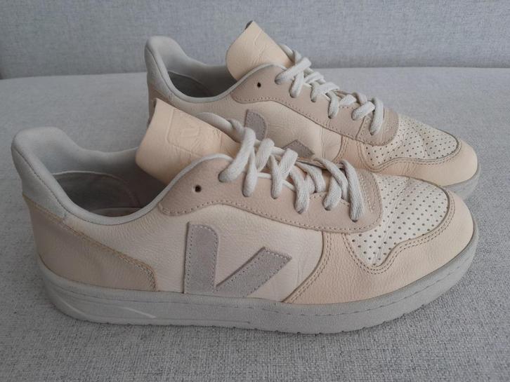 Veja V-10 dames sneaker laag - Maat 41 - Als nieuw!, Kleding | Dames, Schoenen, Zo goed als nieuw, Sneakers, Ophalen of Verzenden