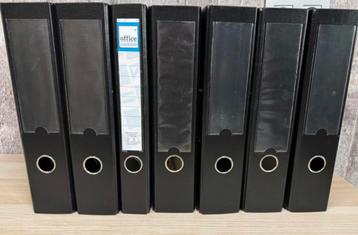 Kaften, nog nieuw en zo goed als nieuw  beschikbaar voor biedingen