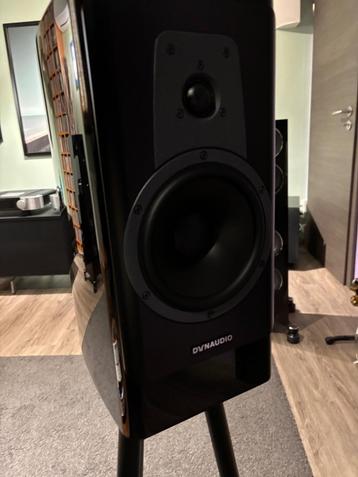 Dynaudio Contour 20i Black disponible aux enchères