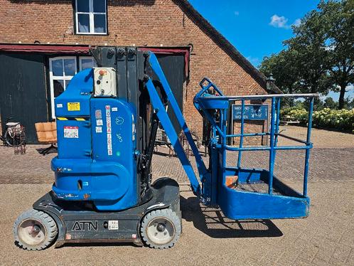 ATN Piaf 880 r mast hoogwerker schaarlift 2015, Articles professionnels, Machines & Construction | Ascenseurs, Échafaudages & Échelles