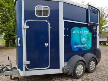 Te huur paardentrailer twee paarden met zadelkamer en camera beschikbaar voor biedingen
