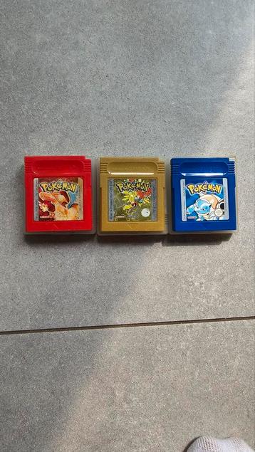 Pokémon rouge, bleu et doré