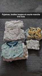 Pyjamas bébé, Kinderen en Baby's, Babykleding | Baby-kledingpakketten, Ophalen, Zo goed als nieuw