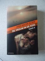 Thriller  van Jussi Adler-Olson"" De Vrouw In De Kooi", Ophalen of Verzenden, Zo goed als nieuw, Jussi Adler-Olsen