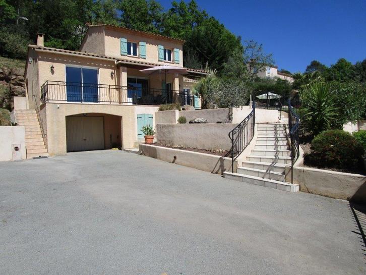 Liefelijke villa niet ver van de Côte. Overal airco, Vakantie, Vakantiehuizen | Frankrijk, Provence en Côte d'Azur, Landhuis of Villa