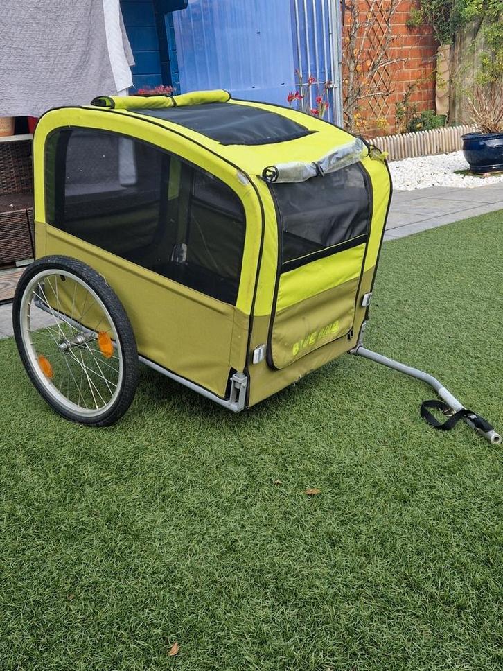 Hondenkar voor fiets geschikt voor grote hond, Vélos & Vélomoteurs, Accessoires vélo | Remorques, Utilisé, Remorque pour chien
