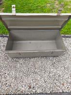 Stevige afsluitbare metalen kist, Huis en Inrichting, Woonaccessoires | Kisten, Ophalen, Gebruikt