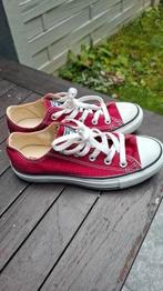 Converse bordeaux, Ophalen of Verzenden, Zo goed als nieuw