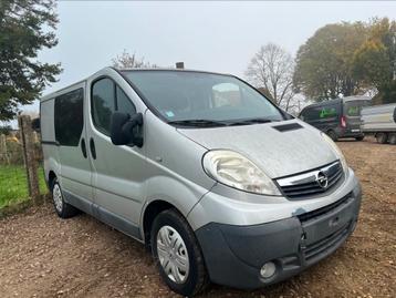 Opel Vivaro automatique  disponible aux enchères