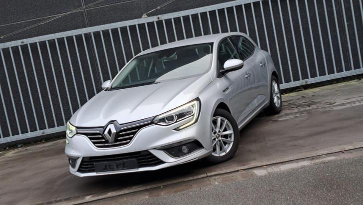 Renault Megane 1.5 Blue dCi Corporate Edition | PDC + Camera, Auto's, Renault, Bedrijf, Te koop, Mégane, ABS, Airbags, Airconditioning