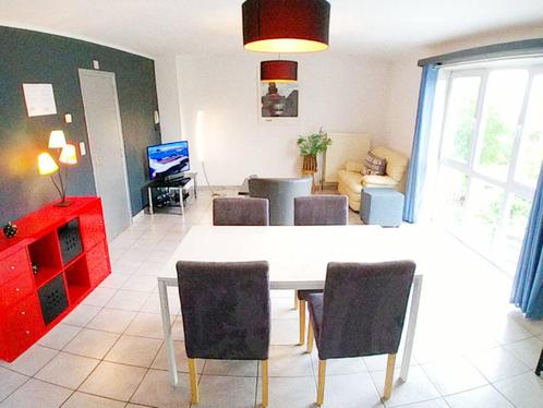 Appartement met 2 slaapkamers. met garage TV + wifi comfort, Immo, Appartementen en Studio's te huur, Provincie Henegouwen, 50 m² of meer