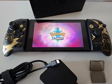 Switch + Pikachu Pad Pro, Pokémon Sword game & 64gb SDXC disponible aux enchères