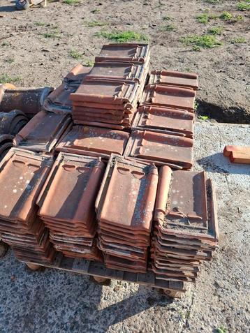 240 dakpannen gratis af te halen, Enlèvement, Comme neuf, Tuiles