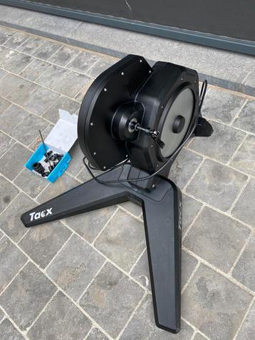 Tacx Flux S Smart T2900S Fietstrainer beschikbaar voor biedingen