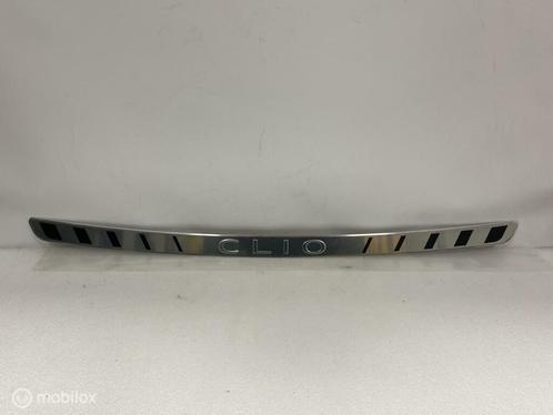Achterbumper Lijst Embleem Renault Clio 5 NIEUW 8201716234, Auto-onderdelen, Klein materiaal, Gebruikt, Ophalen of Verzenden