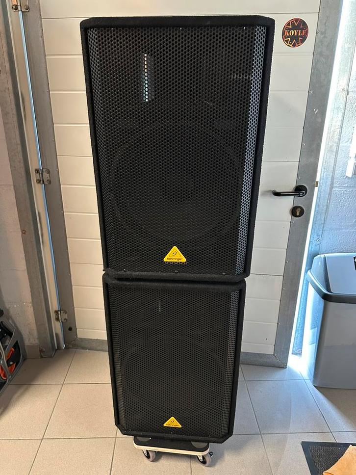 2x Behringer VP1520 boxen, Audio, Tv en Foto, Luidsprekerboxen, Zo goed als nieuw, Overige typen, 120 watt of meer, Ophalen