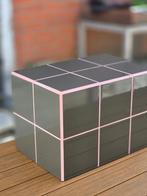 Tegeltafeltje 31x31x46H bruin - roze voeg, Ophalen of Verzenden, Zo goed als nieuw