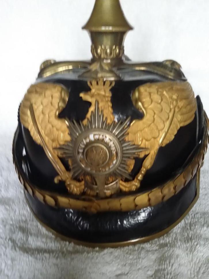 Dragon-officiershelm van het First Regiment Guard., Verzamelen, Militaria | Algemeen, Landmacht, Helm of Baret, Ophalen of Verzenden