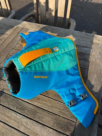 Ruffwear zwemvest beschikbaar voor biedingen