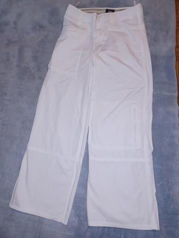 mexx, un pantalon blanc d'été , 100 %coton taille 36 