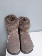 winterboots original maat 37-38, Vêtements | Femmes, Chaussures, Enlèvement ou Envoi, Bottes de neige, Crocs, Porté